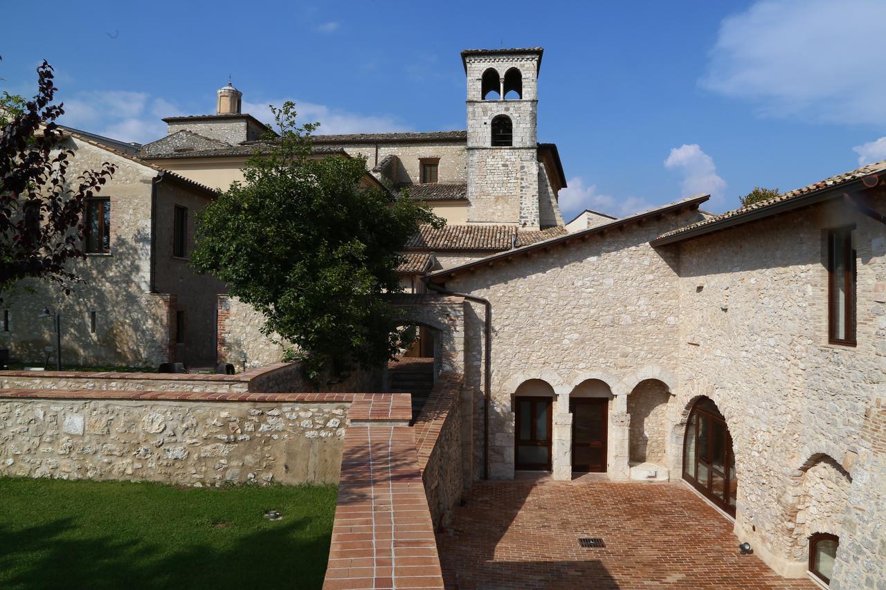 Monastero Di Sant'Erasmo Hotel Veroli Ngoại thất bức ảnh