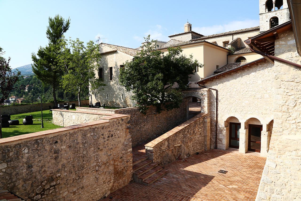 Monastero Di Sant'Erasmo Hotel Veroli Ngoại thất bức ảnh