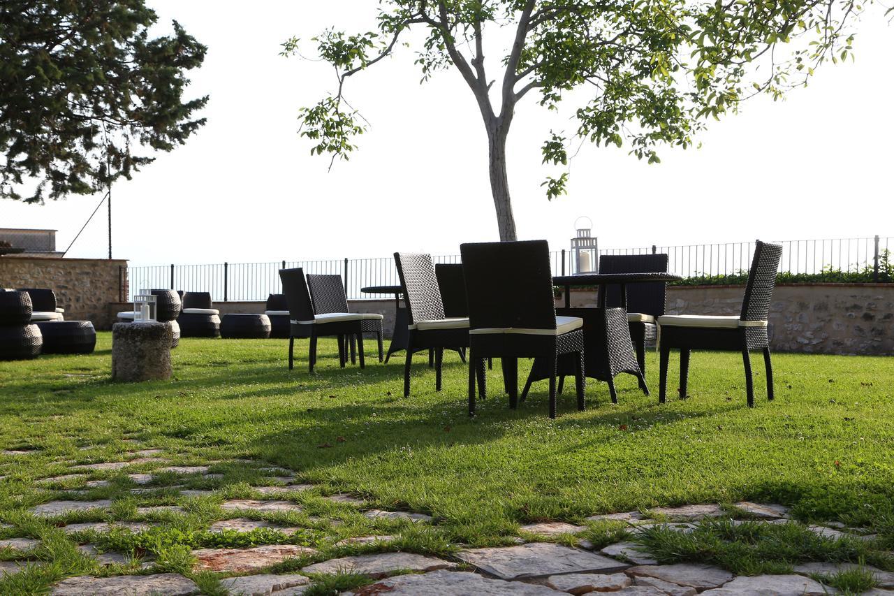 Monastero Di Sant'Erasmo Hotel Veroli Ngoại thất bức ảnh